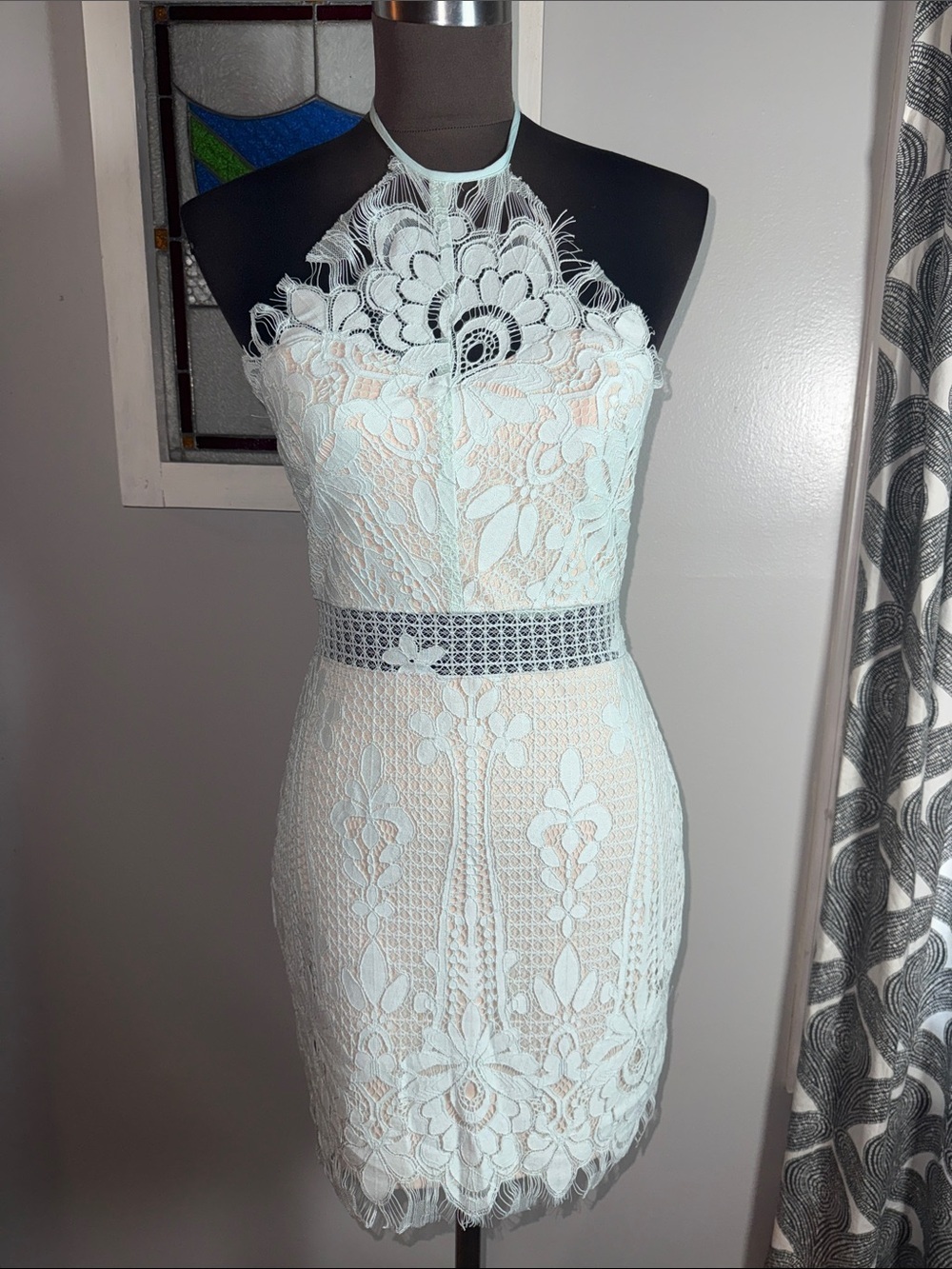 The Room by Ark & Co. Mint Lace Halter Bodycon Mini Dress Small